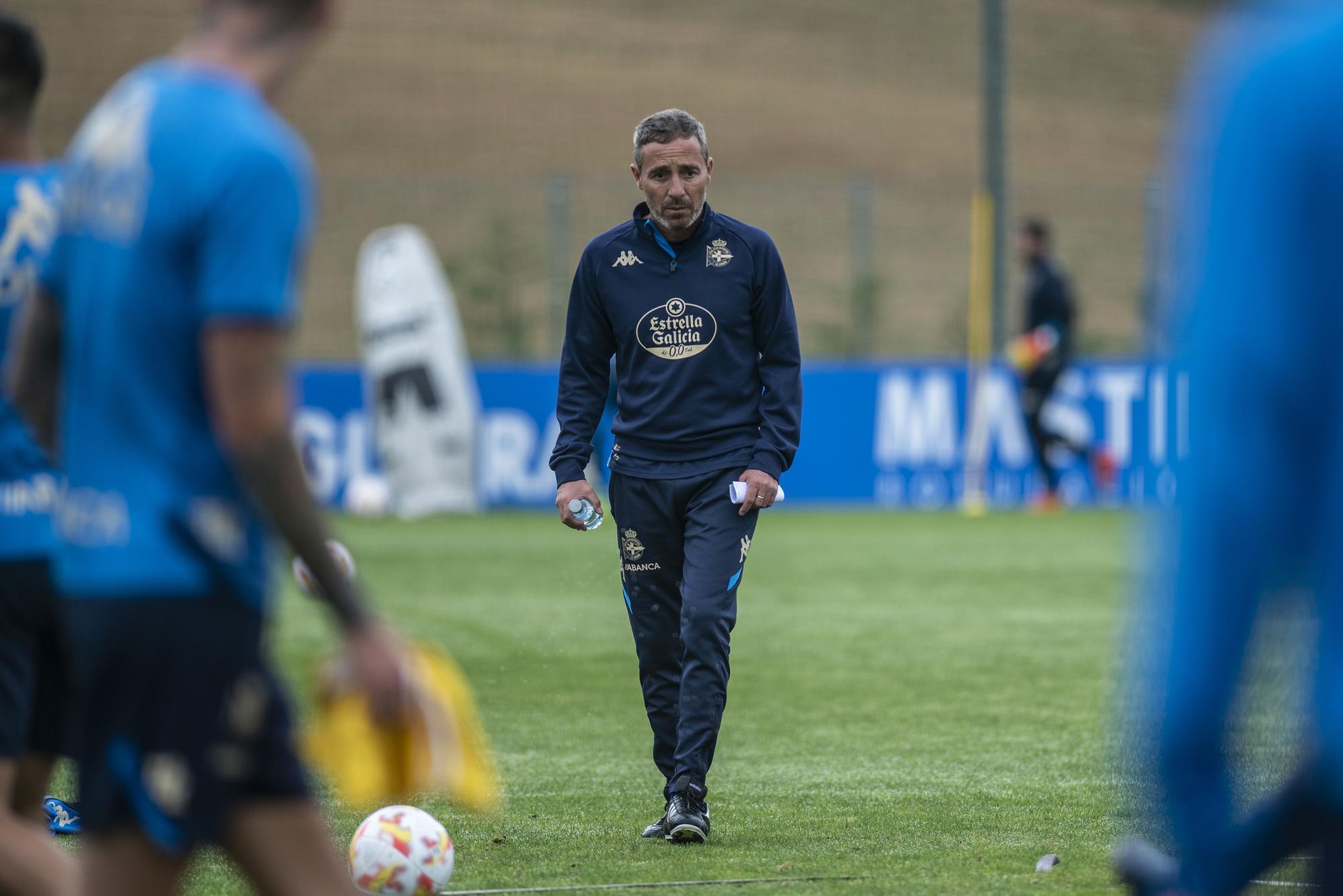 Primer entrenamiento del Dépor con Óscar Cano en Abegondo