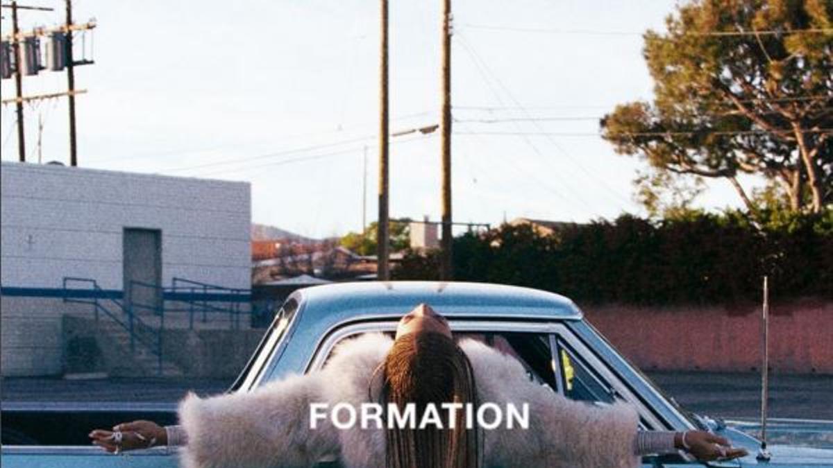 Beyoncé con abrigo Fendi en 'Formation'