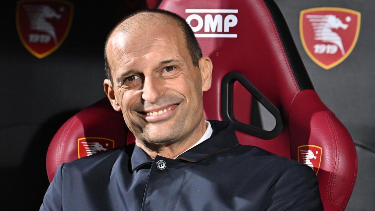 Allegri, técnico de la Juventus, durante el duelo con la Salernitana.