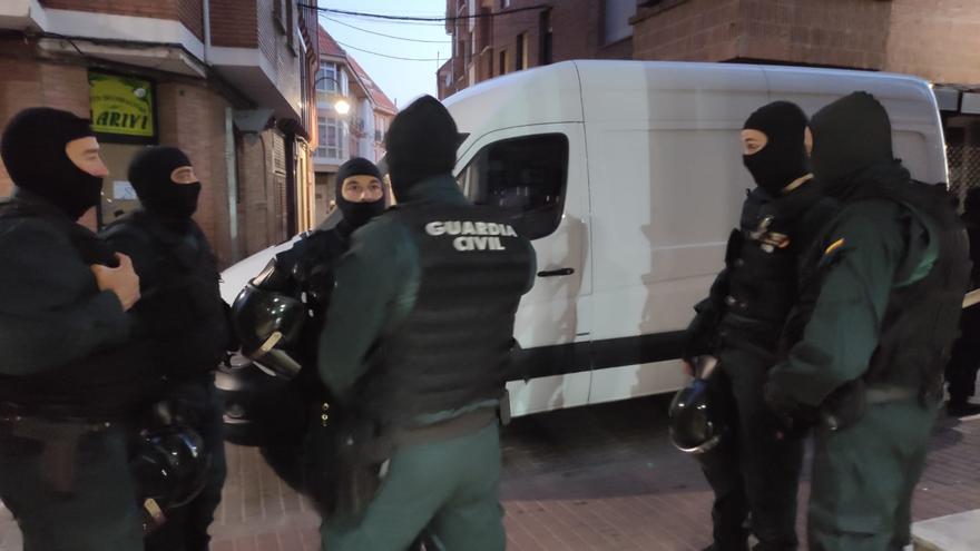 Redada antidroga con tiros y detenidos en Benavente durante las fiestas