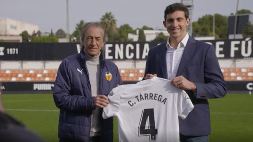 El Valencia anuncia la renovación de César Tárrega