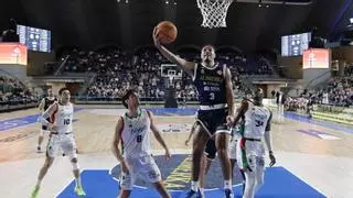 El Alimerka Oviedo Baloncesto se viene arriba de la mano de un descomunal Marques Townes (97-79)