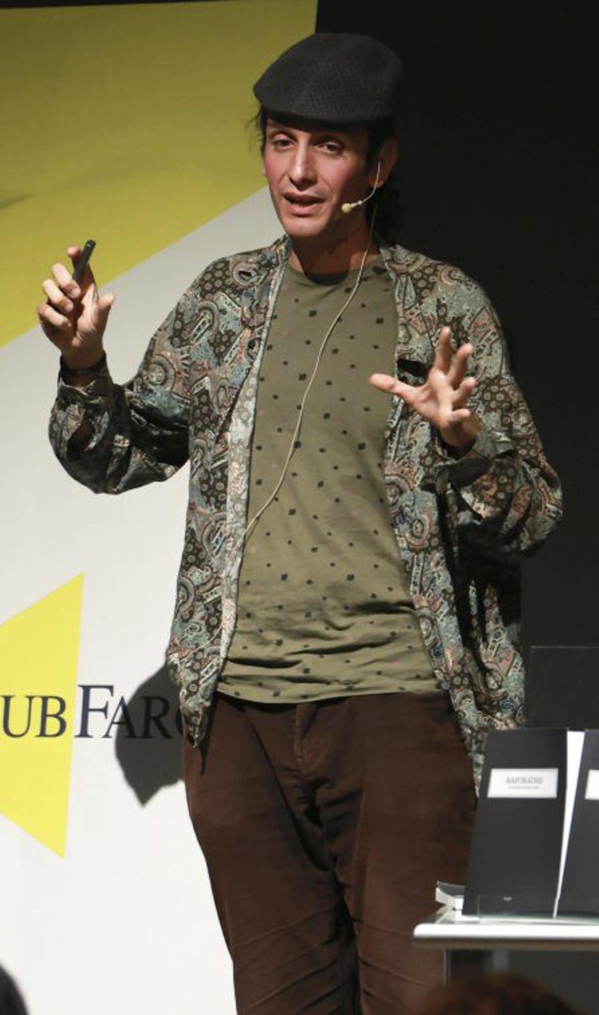 Kapok: «Las pantallas cambian  nuestra percepción de la realidad»