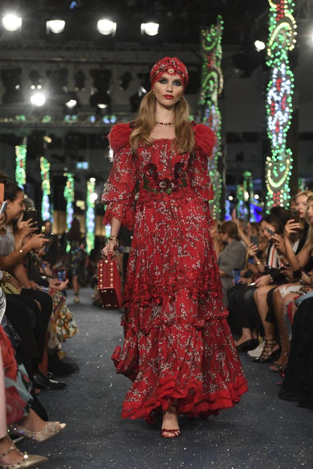Desfile de presentación de la nueva tienda de Dolce &amp; Gabbana en Dubai - Look 6