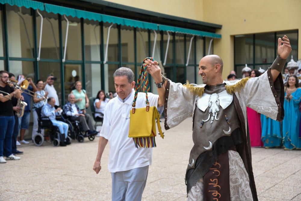 Moros y Cristianos llenan Fontilles