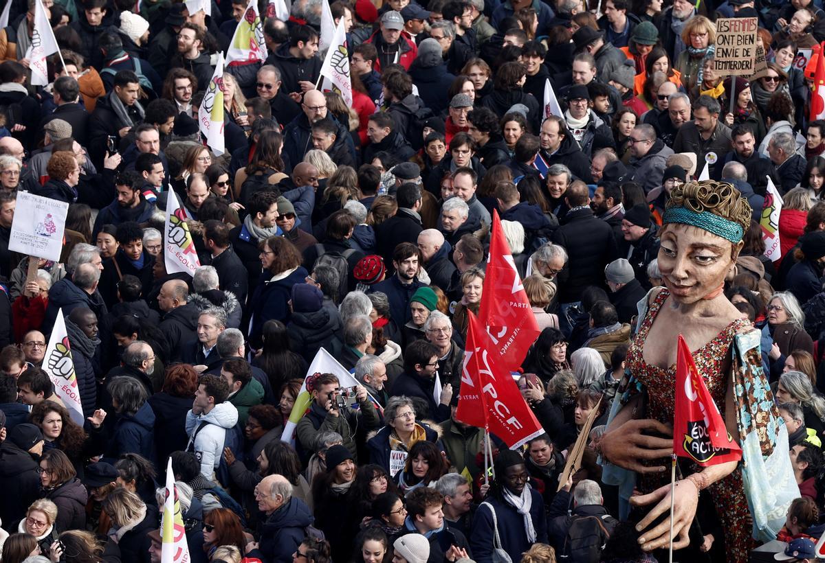 Segundo día de huelgas y manifestaciones en Francia