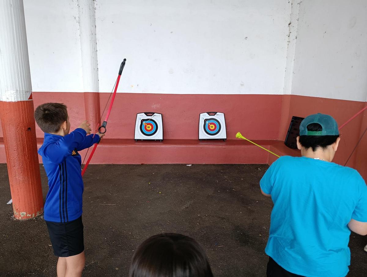 Pequeños atletas olímpicos compiten en Llanera