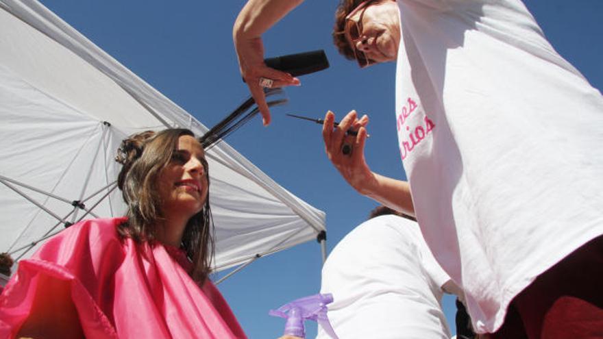 Cortes de pelo para ayudar a los Ángeles de la Noche