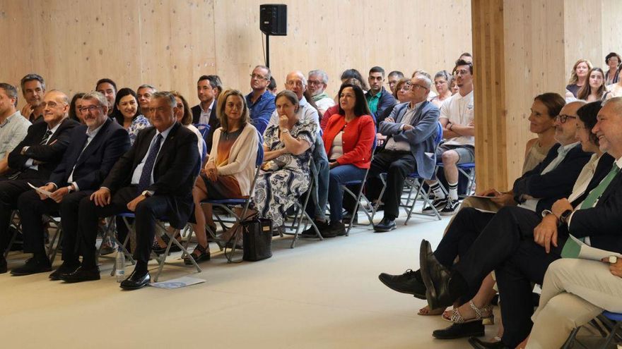 Ceremonia de la entrega de premios en el edificio Redeiras. | Jose Lores