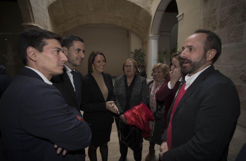 Exposición "40 años de ayuntamientos democráticos" en la Diputación de València