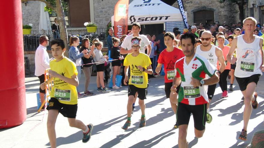 Alsina i Figueras vencen en una Fox Trail de Sant Llorenç a l&#039;alça amb 350 participants