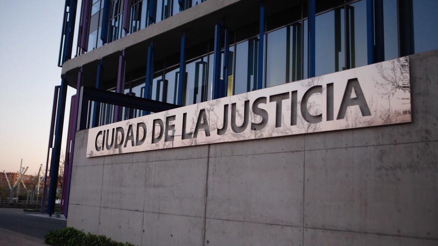 Condenadas dos empresas de Zaragoza por discriminar a una trabajadora por su orientación sexual