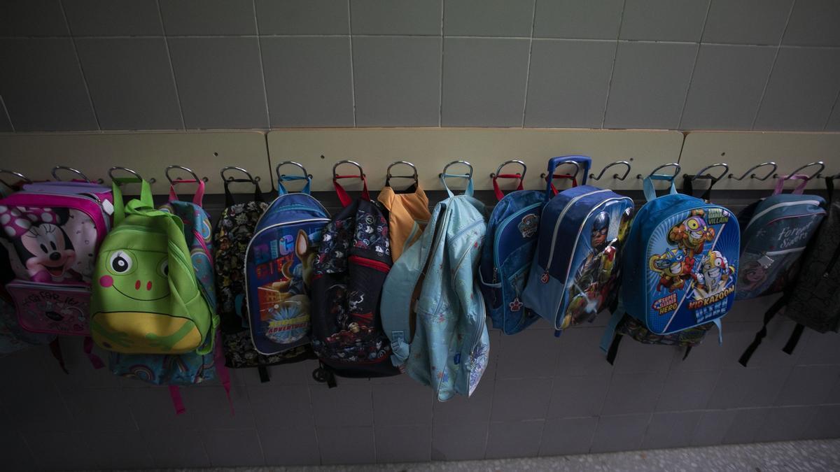 Valencia. Inicio del curso escolar, CEIP El Grau. Alumnos en clase.