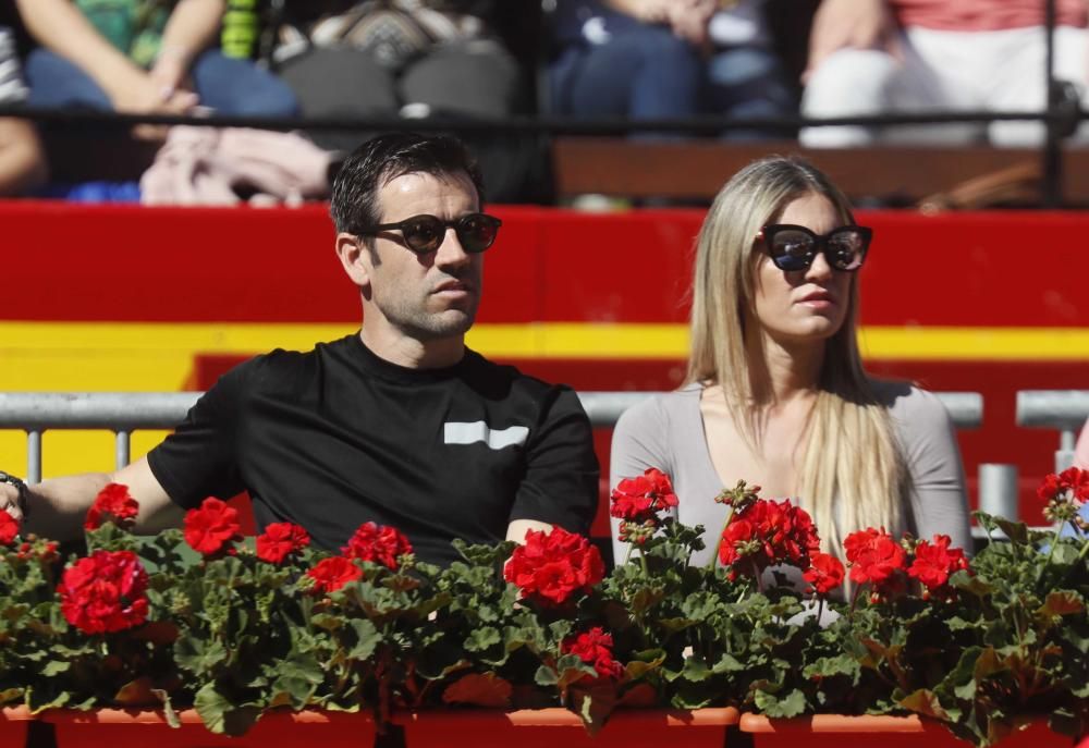 Caras conocidas en la plaza de toros de Valencia