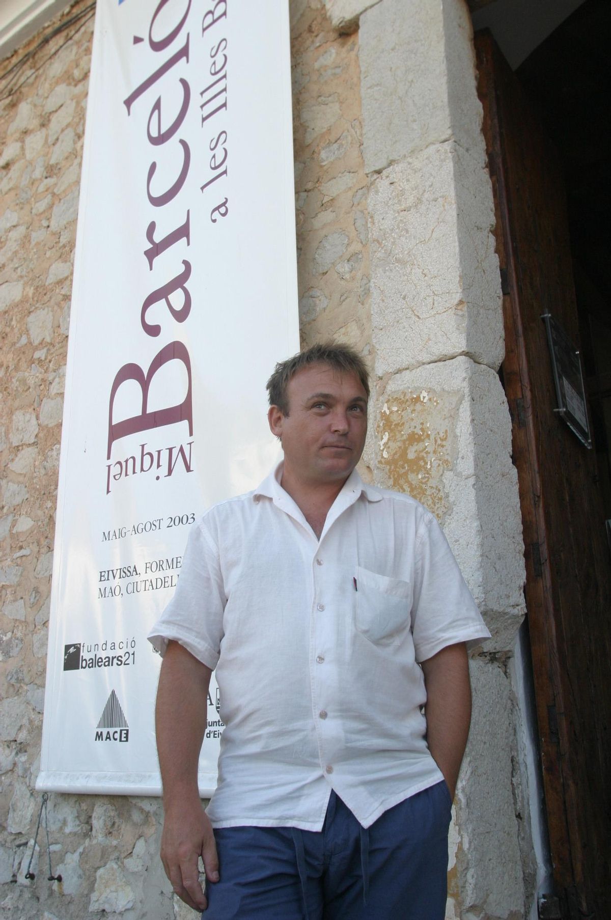 Barceló, En Su Primera Exposición En El Mace, En 2003