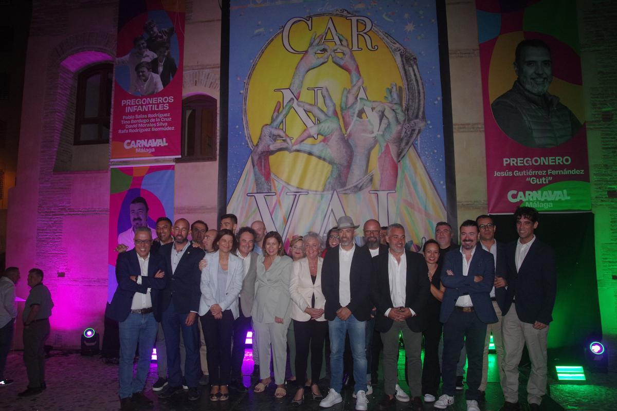 José Luis Puche presenta su obra que será el cartel anunciador del Carnaval de Málaga 2025