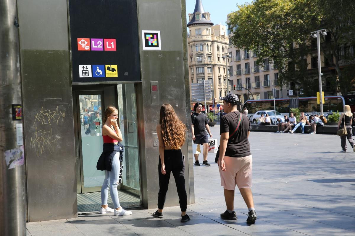 La demanda de los ascensores del metro supera su objetivo original de inclusión
