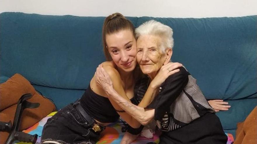 Noemí Cobos, la gimnasta que tuvo que abandonar su sueño por una negligencia médica: 