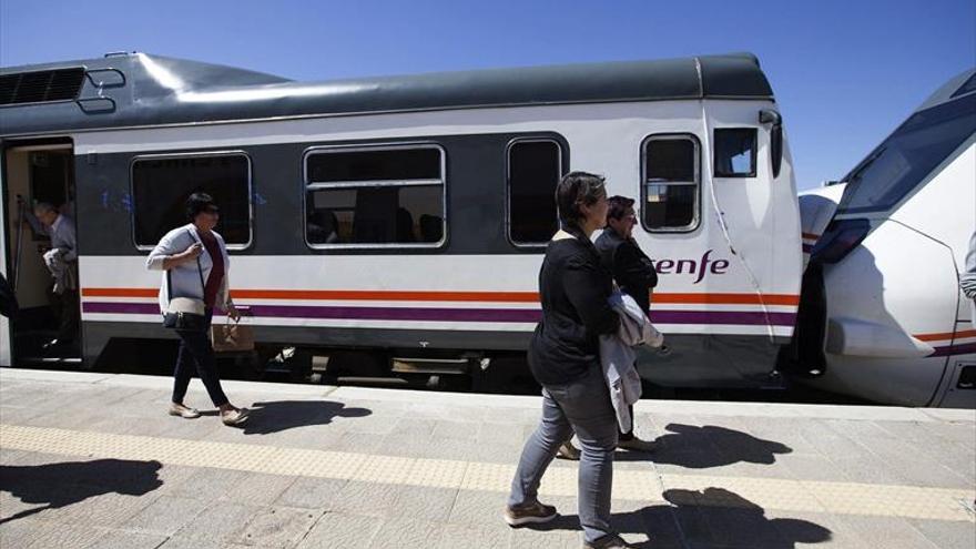 Dos ‘tamagotchi’ deja tirados a 60 pasajeros en Huesca y Teruel