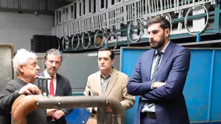 Antelo amaga con cortar la financiación a las ONG que no condenen a Hamás y el Gobierno le para los pies