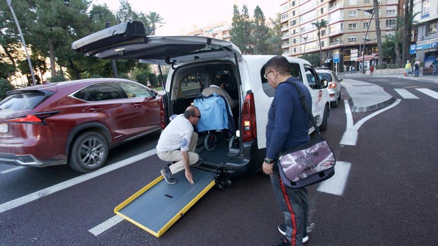 Los eurotaxis de Murcia amenazan con el paro si no reciben las subvenciones perdidas