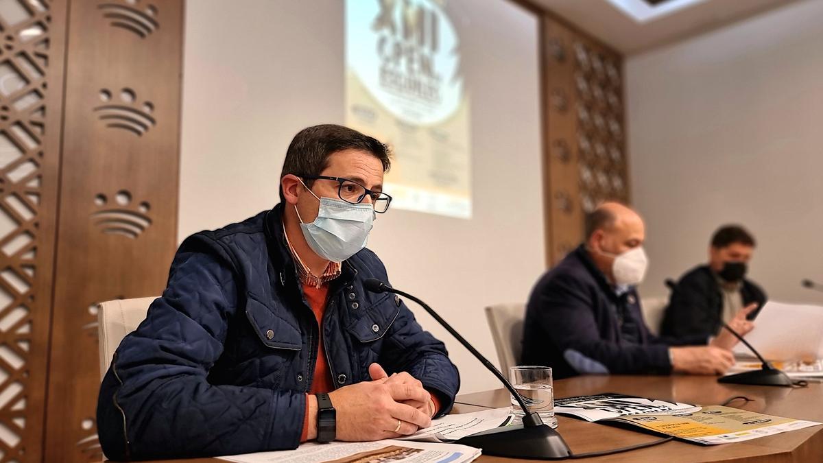 Presentación del certamen en la sala de prensa de la Diputación de Badajoz.