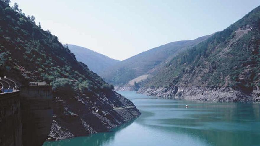 Los embalses de Grandas de Salime y de La Barca, ejes del proyecto estatal de bombeo reversible para impulsar la descarbonización