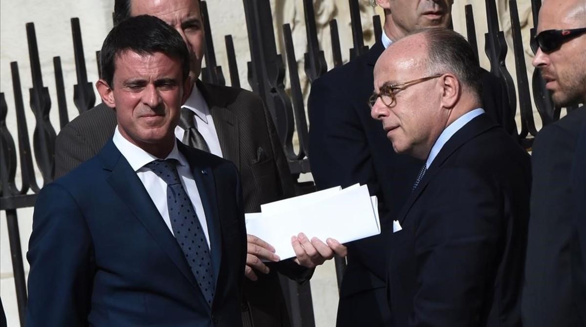 mbenach34834793 french prime minister manuel valls  l  and french interior m160729123405