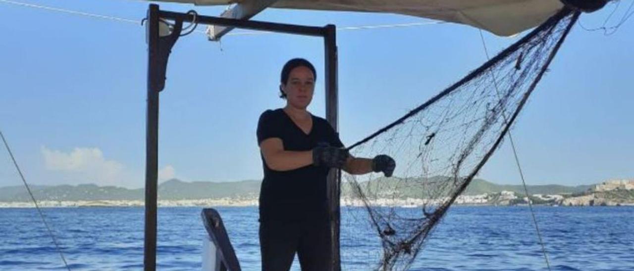 Mujeres de mar y de tierra | ANTONIO RIERA ESCANDELL