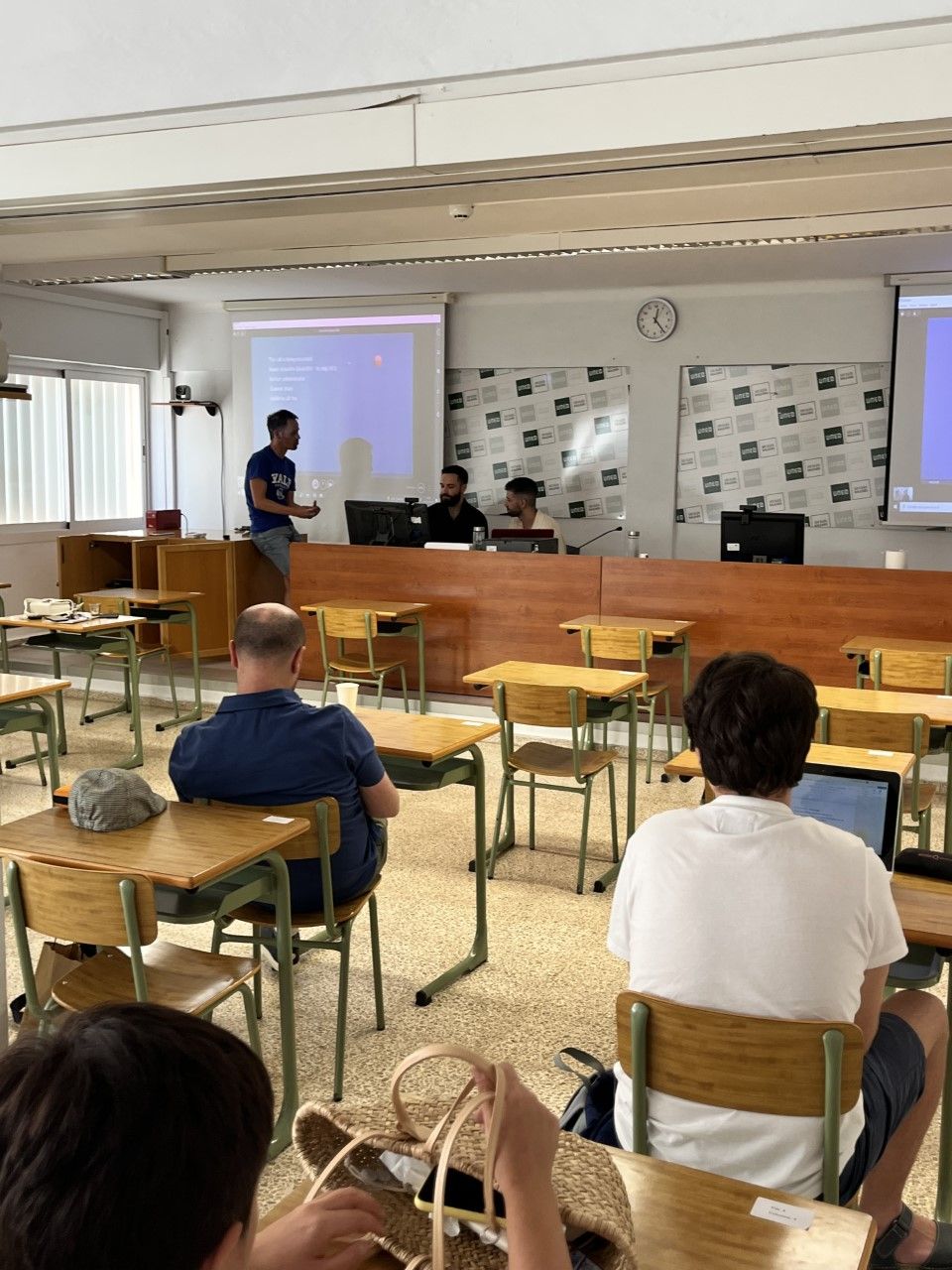 Este año la UNED ofrece una FP en Administración de Sistemas Informáticos en Red.