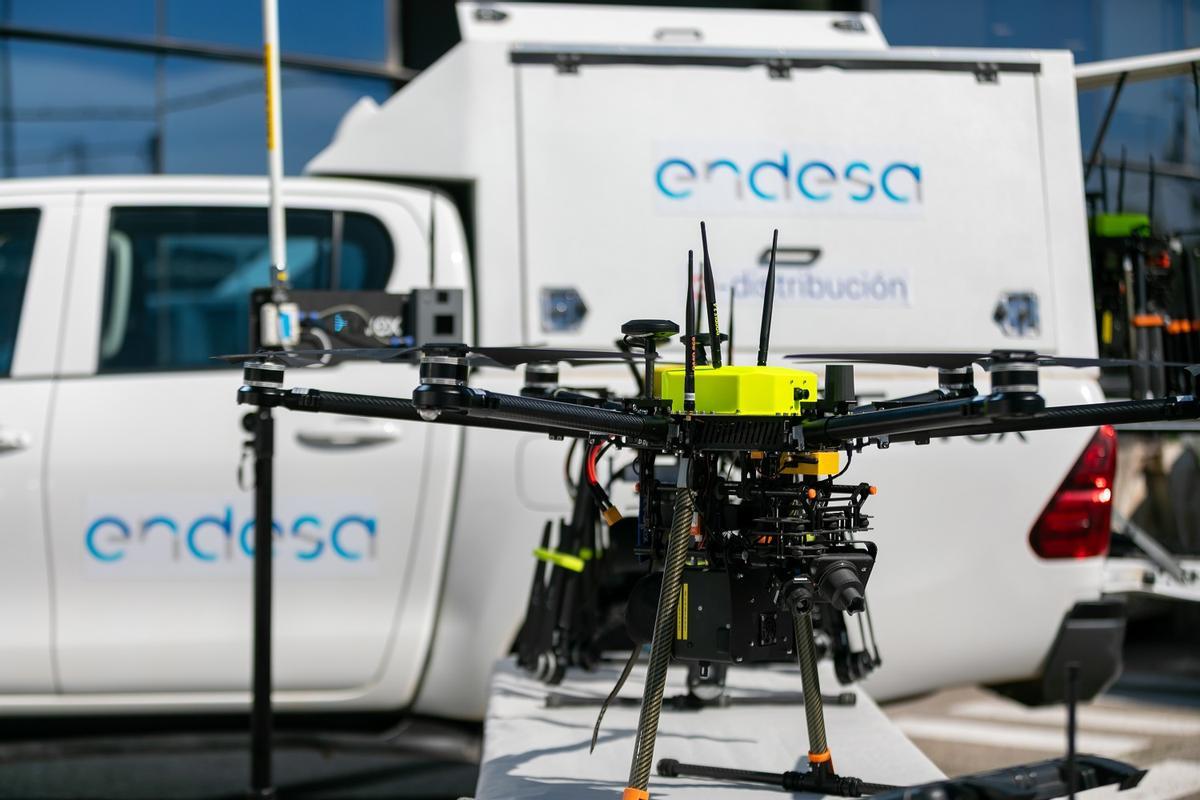 Uno de los drones de Fluvex que Endesa utlizará para inspeccionar líneas en Málaga.