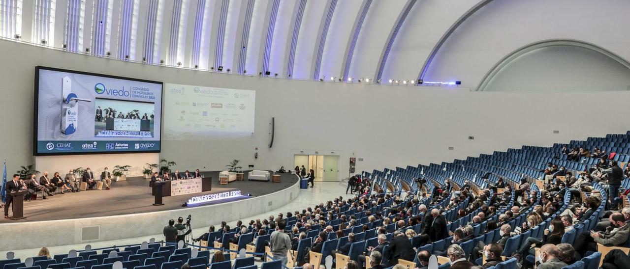 Cinco congresos nacionales traerán este mes a Oviedo a tres mil  participantes - La Nueva España