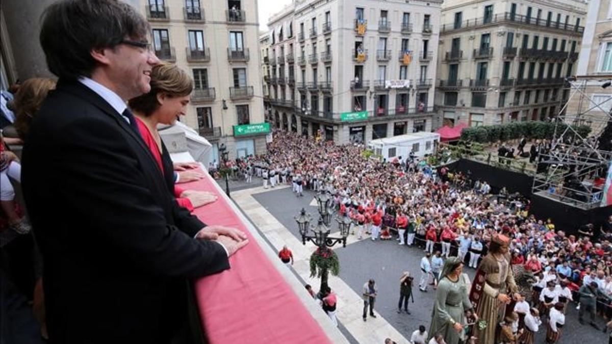 fsendra35657622 el president de la generalitat carles  puigdemont  i  ada co160924162902