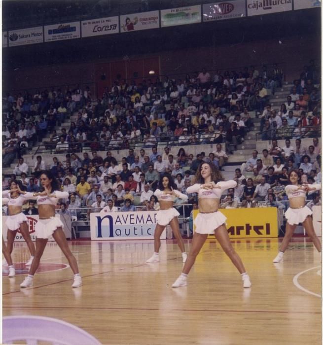 Las cheerleaders del CB Murcia, desde sus comienzo