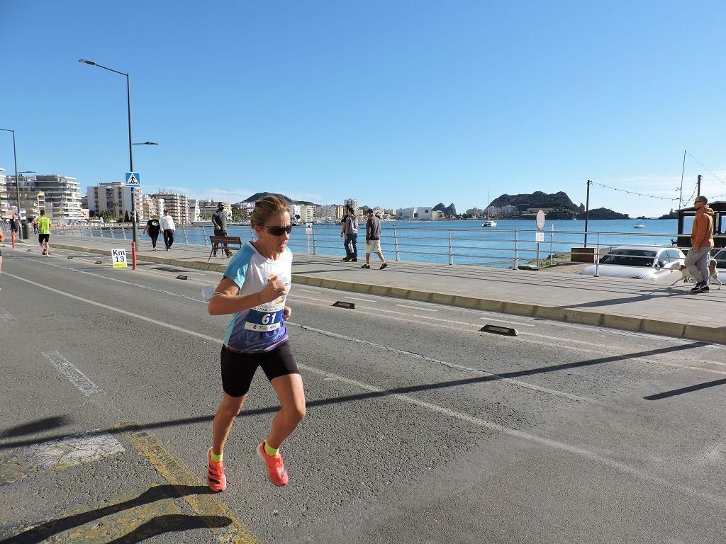 Estos todas las imágenes de la Media Maratón de Águilas