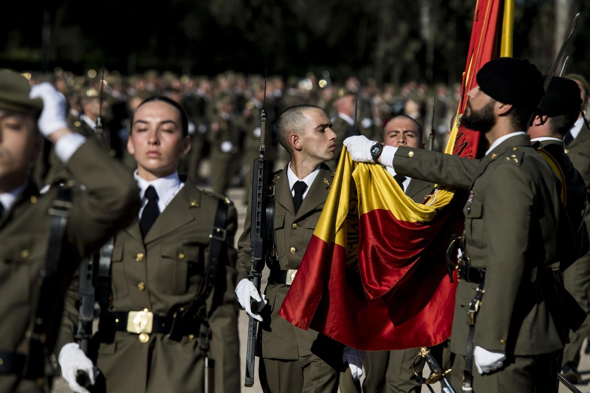 GALERÍA | La mayor jura de bandera de España se vive en Cáceres - El ...