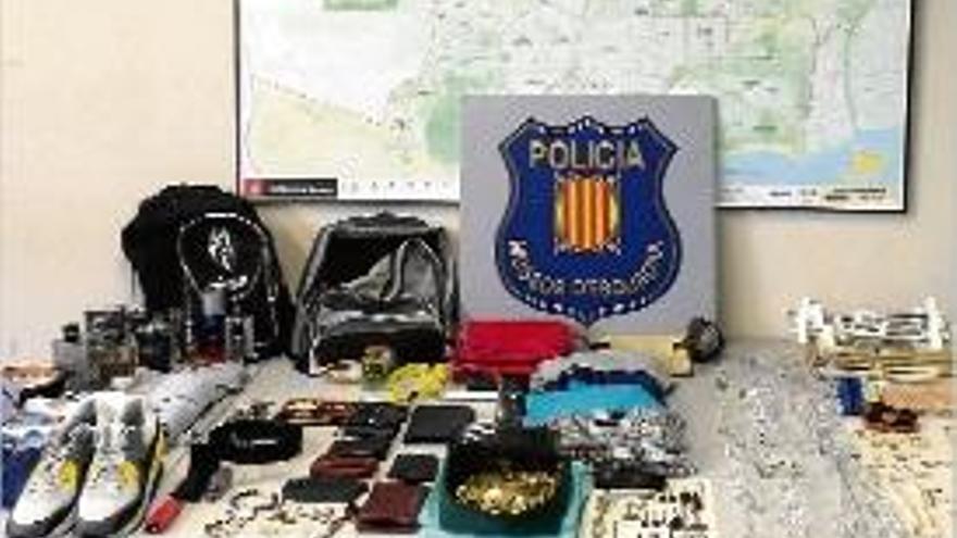 Detingut un grup criminal a Barcelona