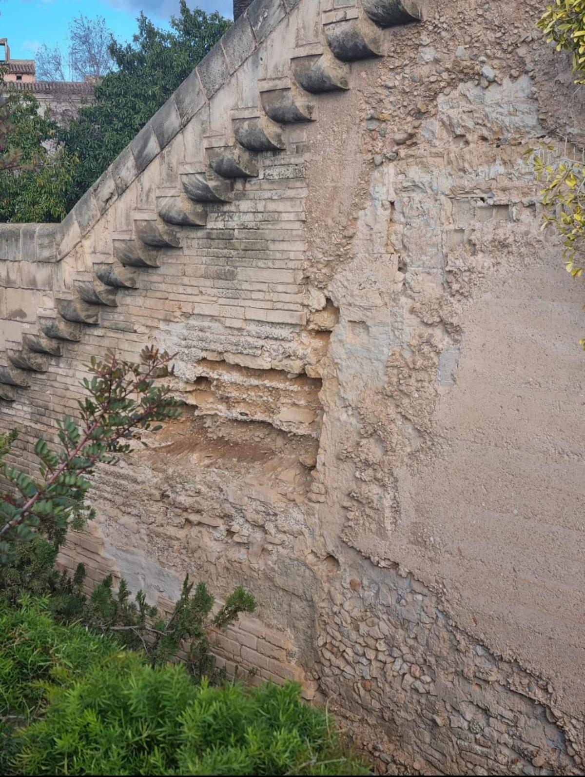 Detalle del mal estado de conservación de este elemento arquitectónico.