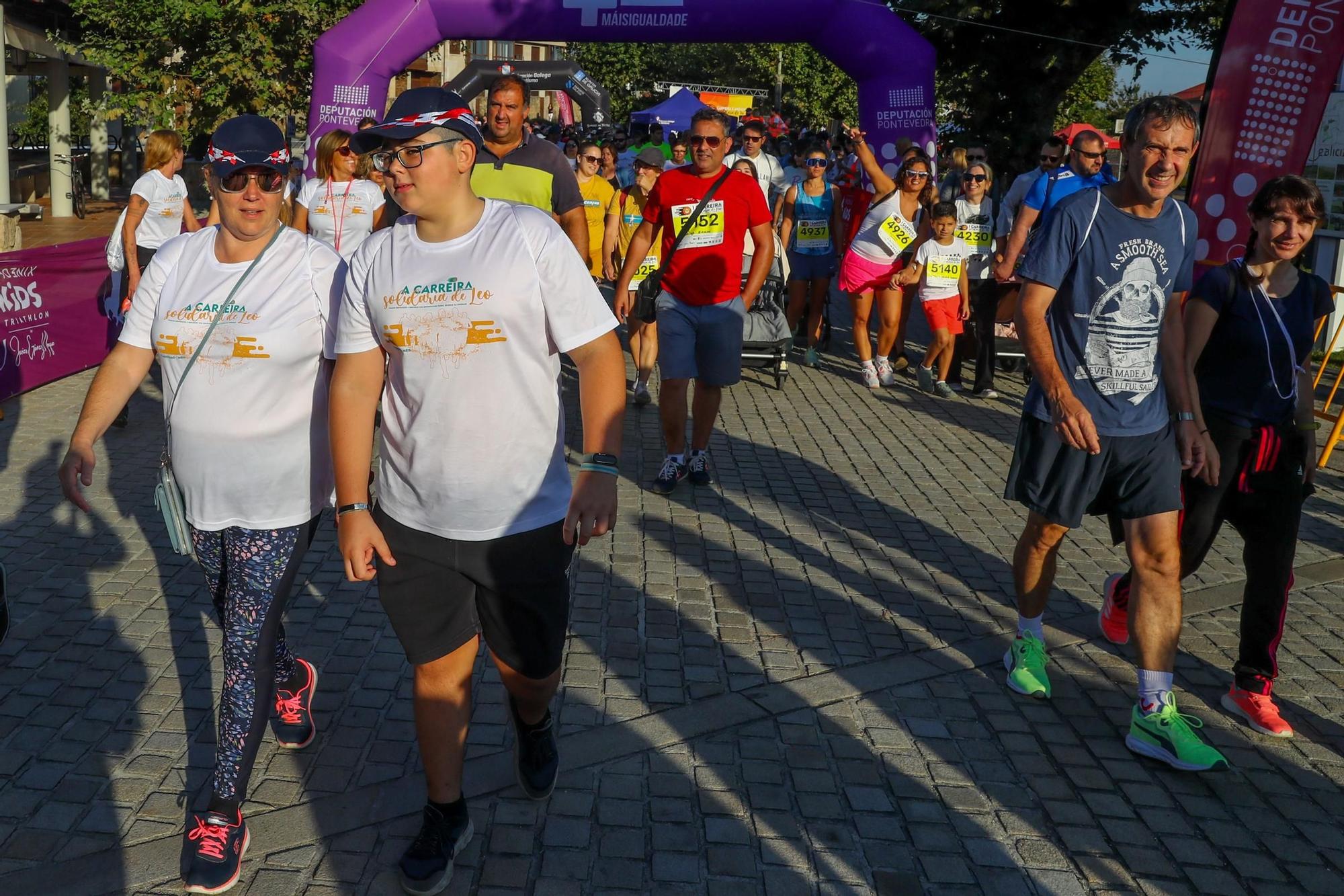 Asistentes a la "I Carrera Solidaria de Leo", con la que recordar al bebé de Meis fallecido hace casi un año y dar visibilidad a las enfermedades raras.