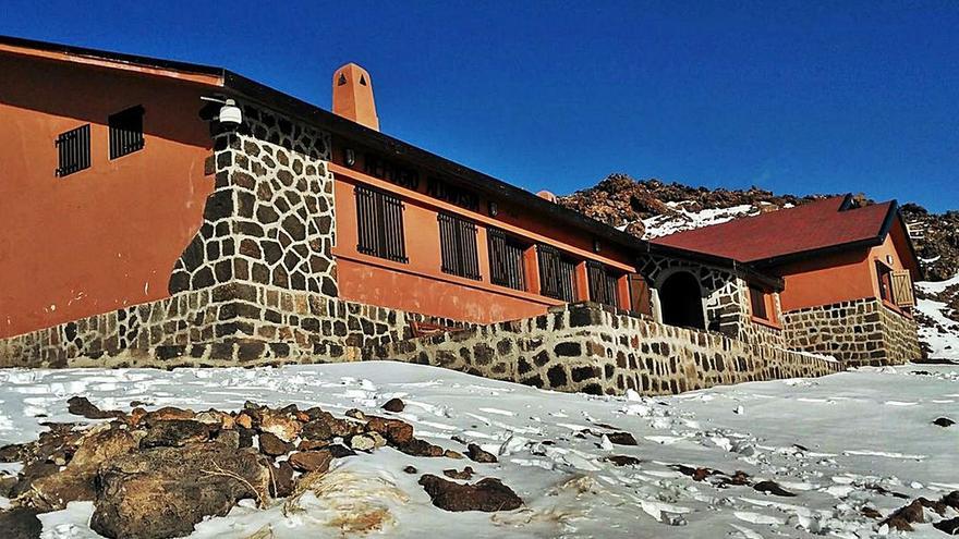 El incierto futuro del Refugio del Teide: cerrado hace 8 meses y sin expectativas