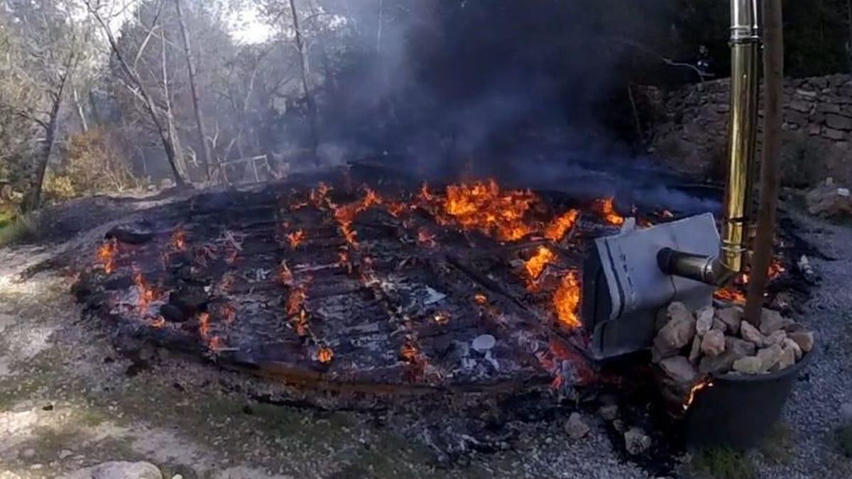 El fuego no ha afectado a las zonas próximas.