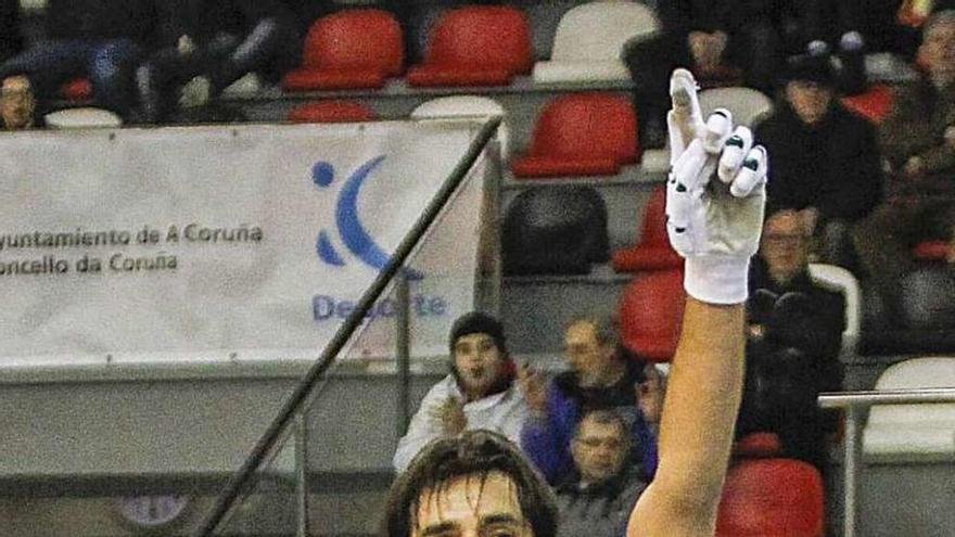 Jordi Bargalló celebra un gol en un partido en Riazor.