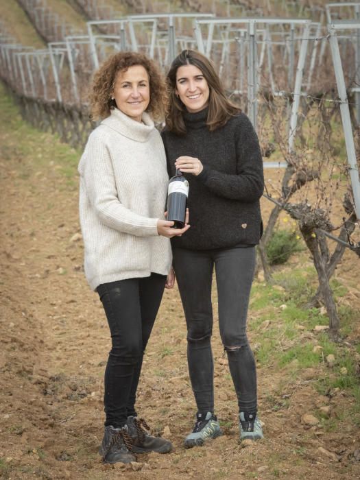 Casacuberta i Pena al celler i a les vinyes.