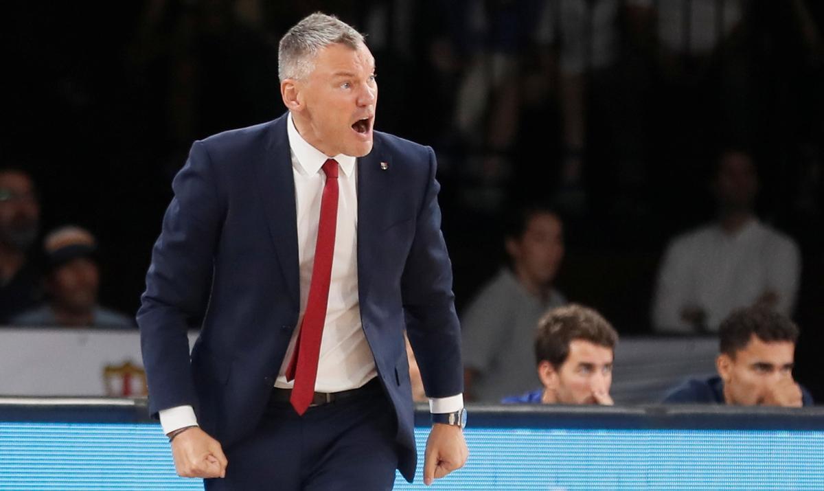 Jasikevicius se quejó de la mala gestión de sus jugadores respecto a las faltas personales
