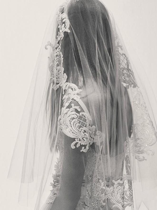 Las imágenes más evocadoras de Elie Saab Bridal