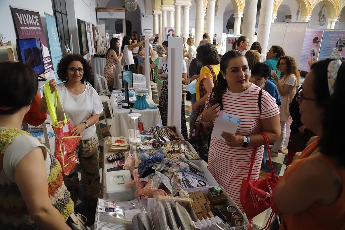 Stand en el Patio Barróco de la Diputación.