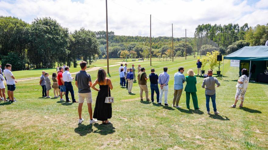Compostela Golf inaugura en Enfesta sus 18 hoyos repartidos en un circuito de 4 Km