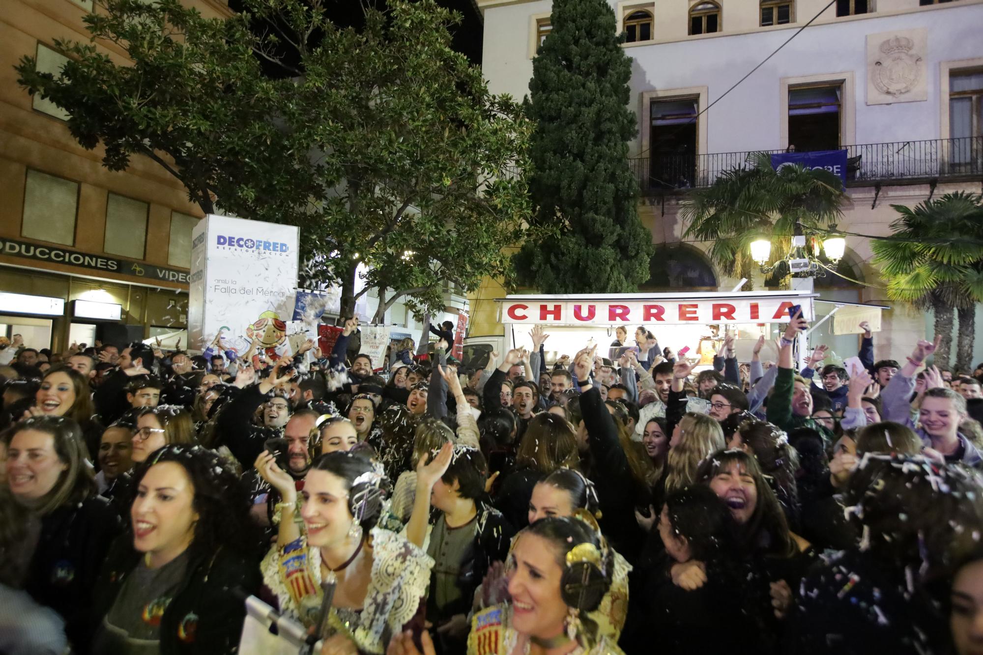 Todas las fotos de la entrega de premios falleros de Gandia