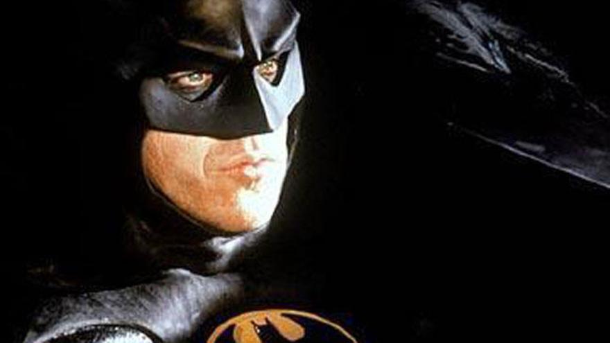 Batman cumple 75 años acomodado en su lado oscuro - Levante-EMV