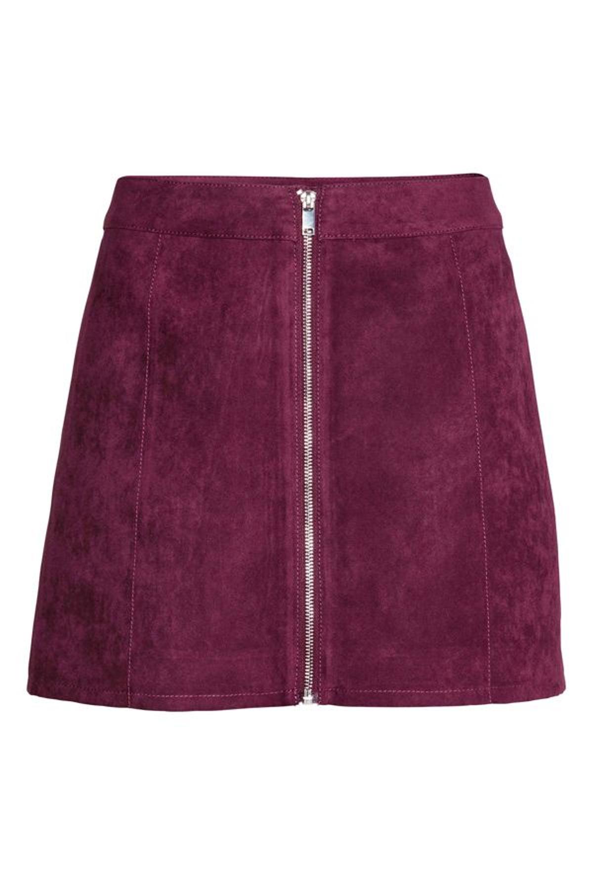 Imprescindibles de temporada en H&amp;M con descuentos: falda mini antelina